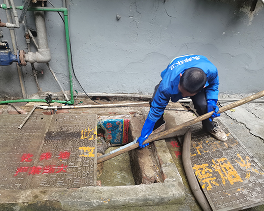 乌达清掏化粪池