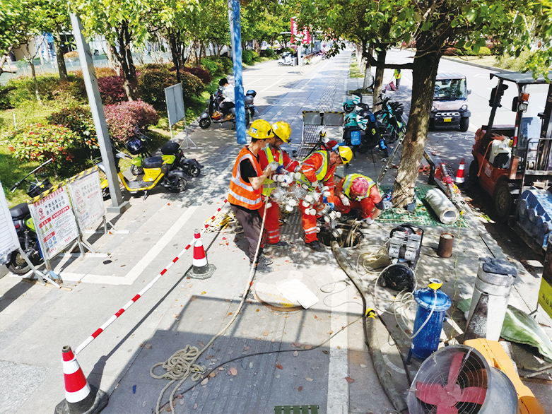  乌达UV-CIPP紫外光固化修复